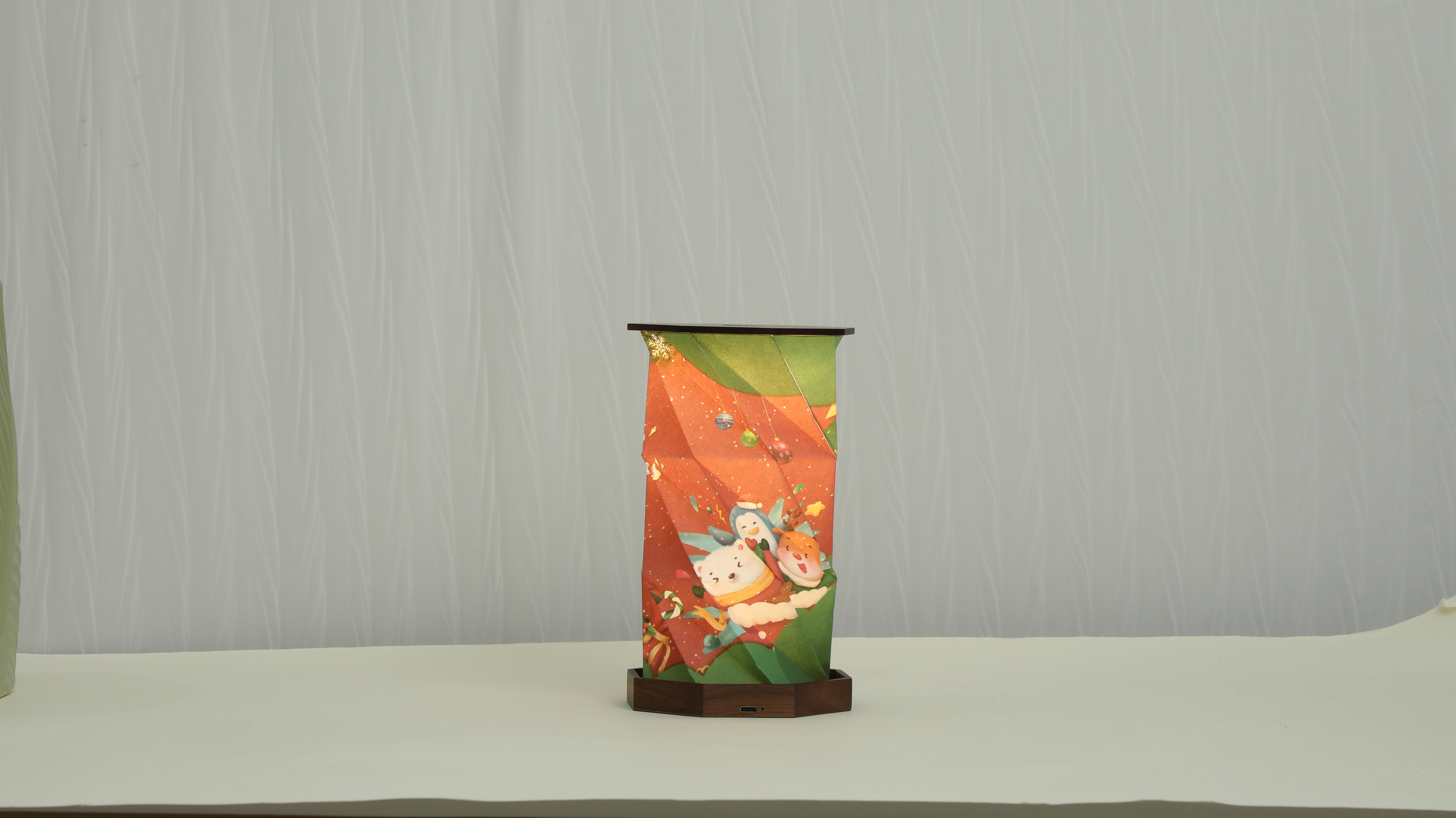 Top Christmas Season Product Picks for Supermarkets 2025 — Why Customizable Creative Lamps Are Becoming a Retail Favorite