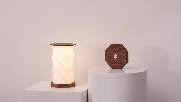 Wooden folding lamp