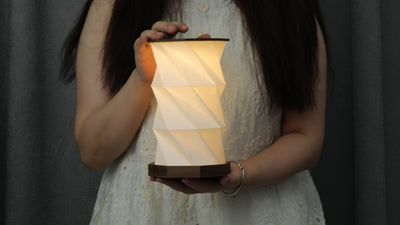 Wooden folding lamp